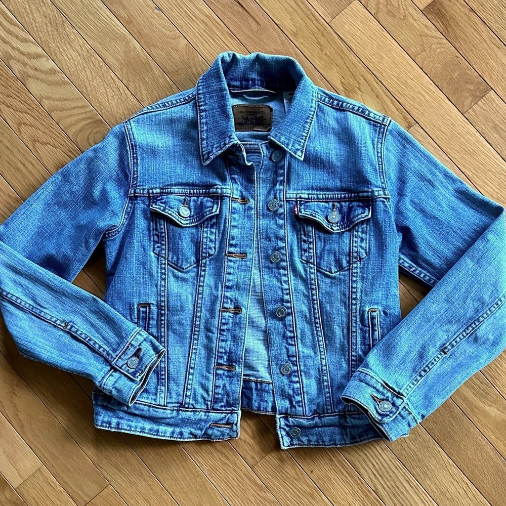 Levi’s Original Trucker Denim Jacket - Women’s M